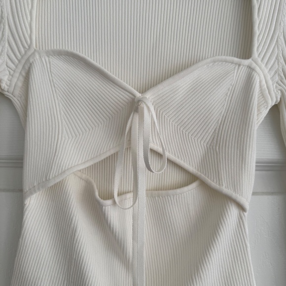 Jonathan simkhai alexia top size medium white - Picture 5 of 9
